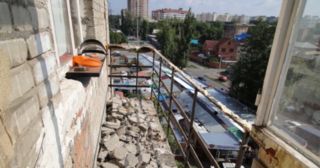 Демонтаж балкона Апшеронск, цена от 2940 руб.