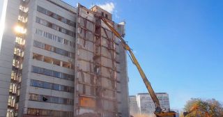 Демонтаж многоэтажного дома Апшеронск, цена от 3662 руб.